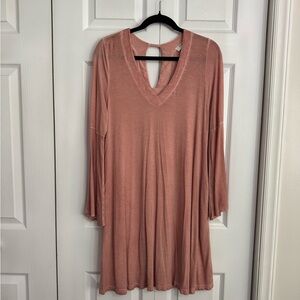 Umgee Blush V-Neck Top